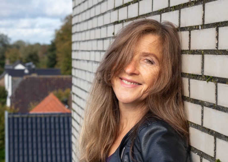Pascale LEF